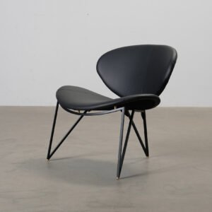 AYTM Semper fåtölj chair black