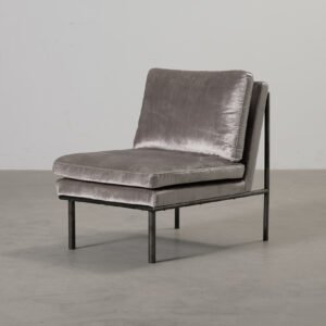 Ruth & Joanna April fåtölj grå