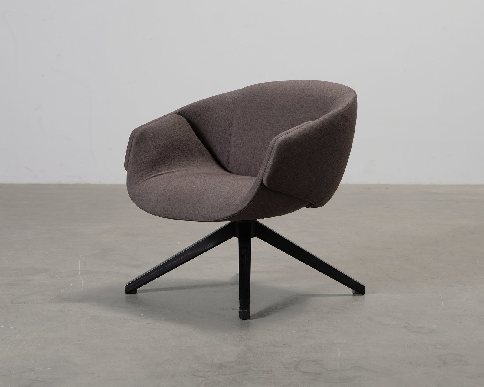 SP01 Anita fåtölj brun