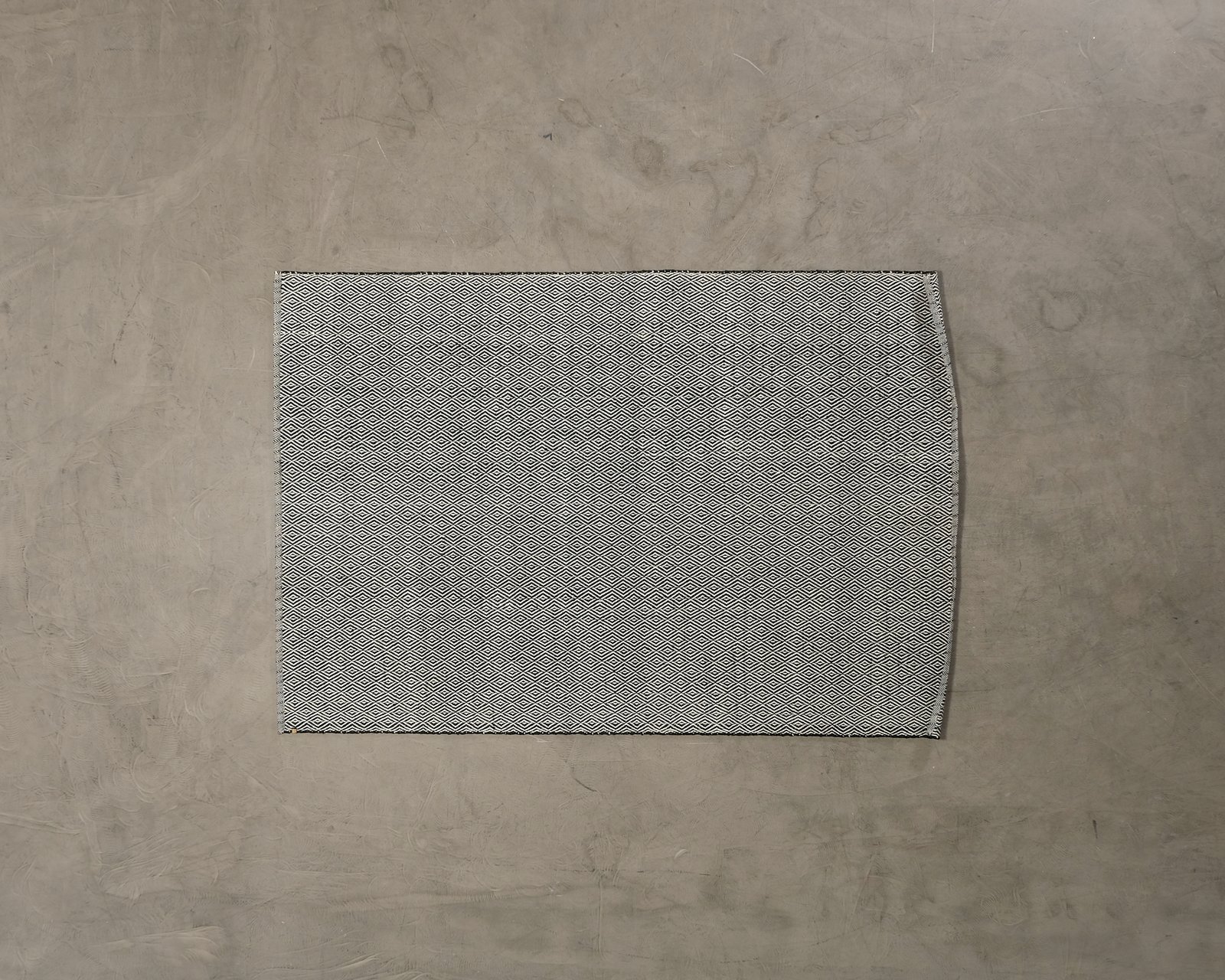 GOF Bullo Diamond matta 160 x 230 cm svartvit