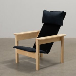 Yrjö Wiherheimo Saari fåtölj svart