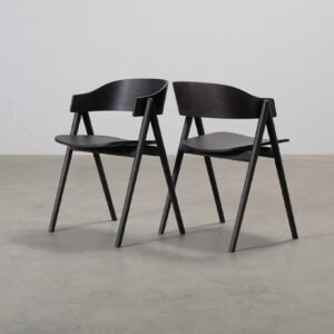 Forms & Objects Hennie matstol, set om 2