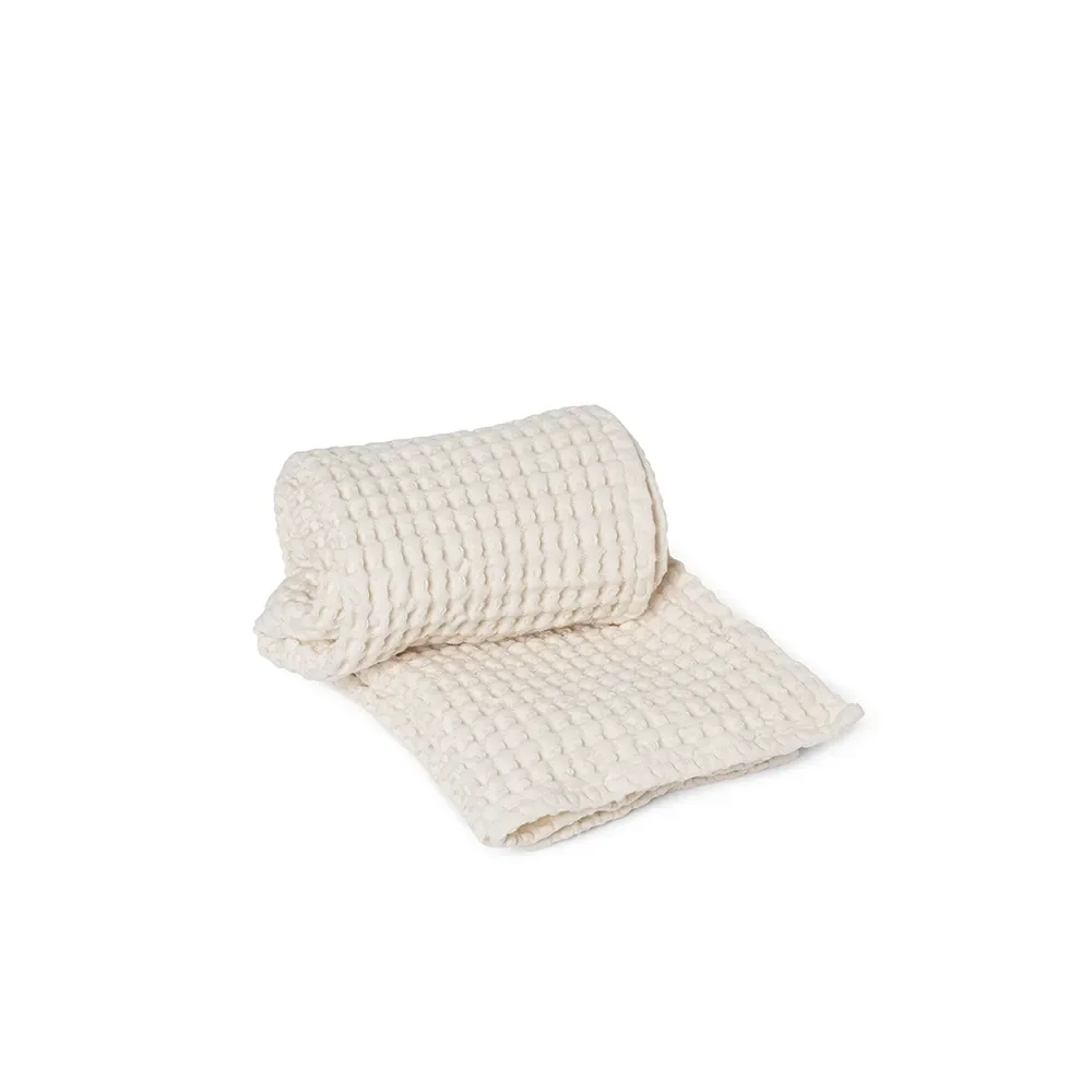 Ferm Living, Handduk i Ekologisk Bomull Off-White