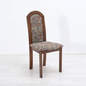 Stol med tygklädd sits och rygg