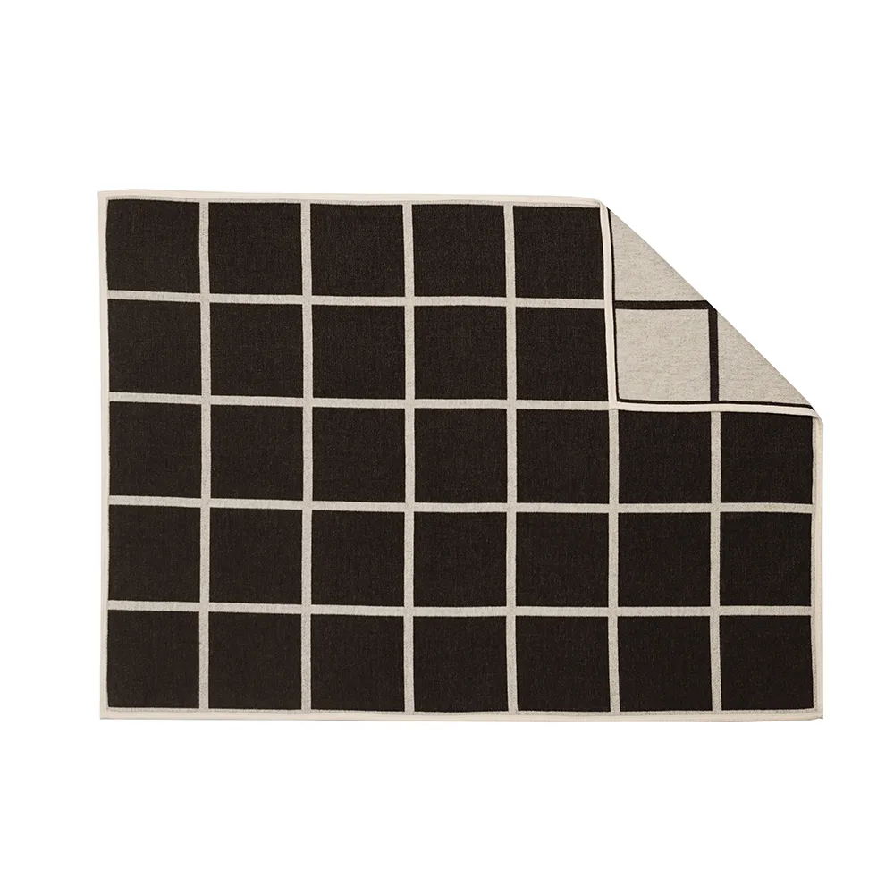 Pappelina, Vävd filt i lammull Criss Dark Brown