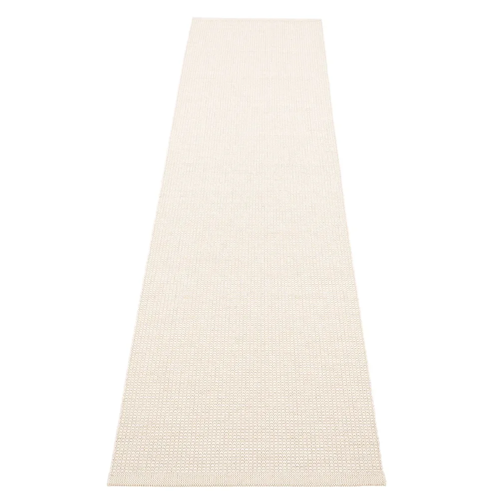 Pappelina, Emm matta 70 x 300 cm Vanilla/White Metallic