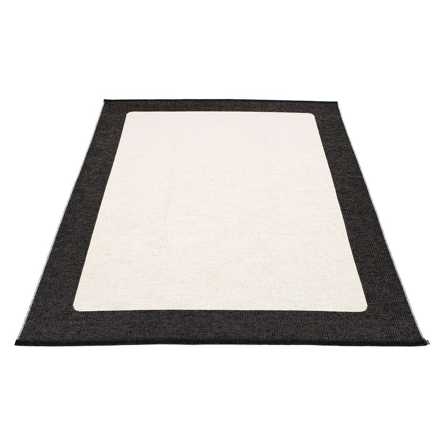 Pappelina, Ilda matta 180x260 cm black / vanilla