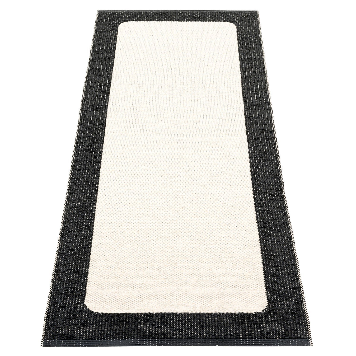 Pappelina, Ilda matta 70x180 cm black / vanilla