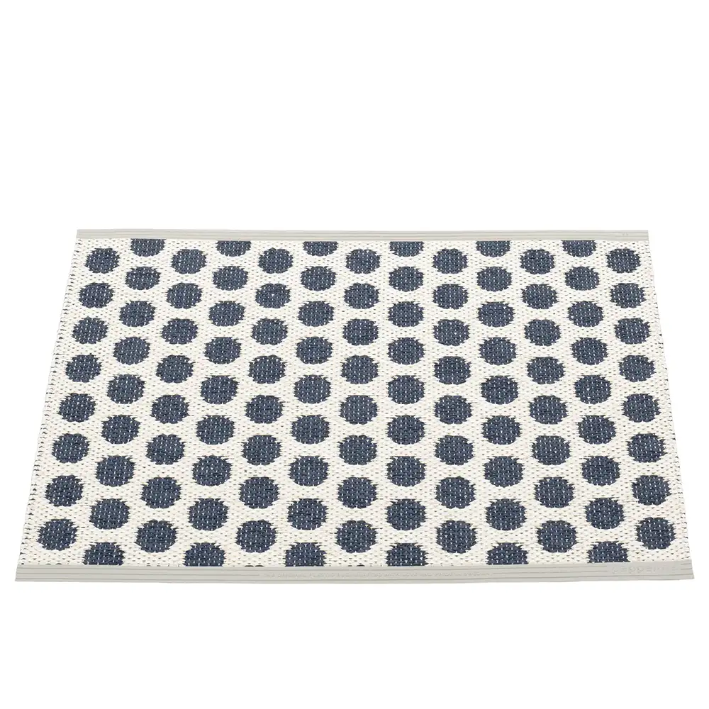 Pappelina, Noa matta 70x50 Dark Blue/Vanilla