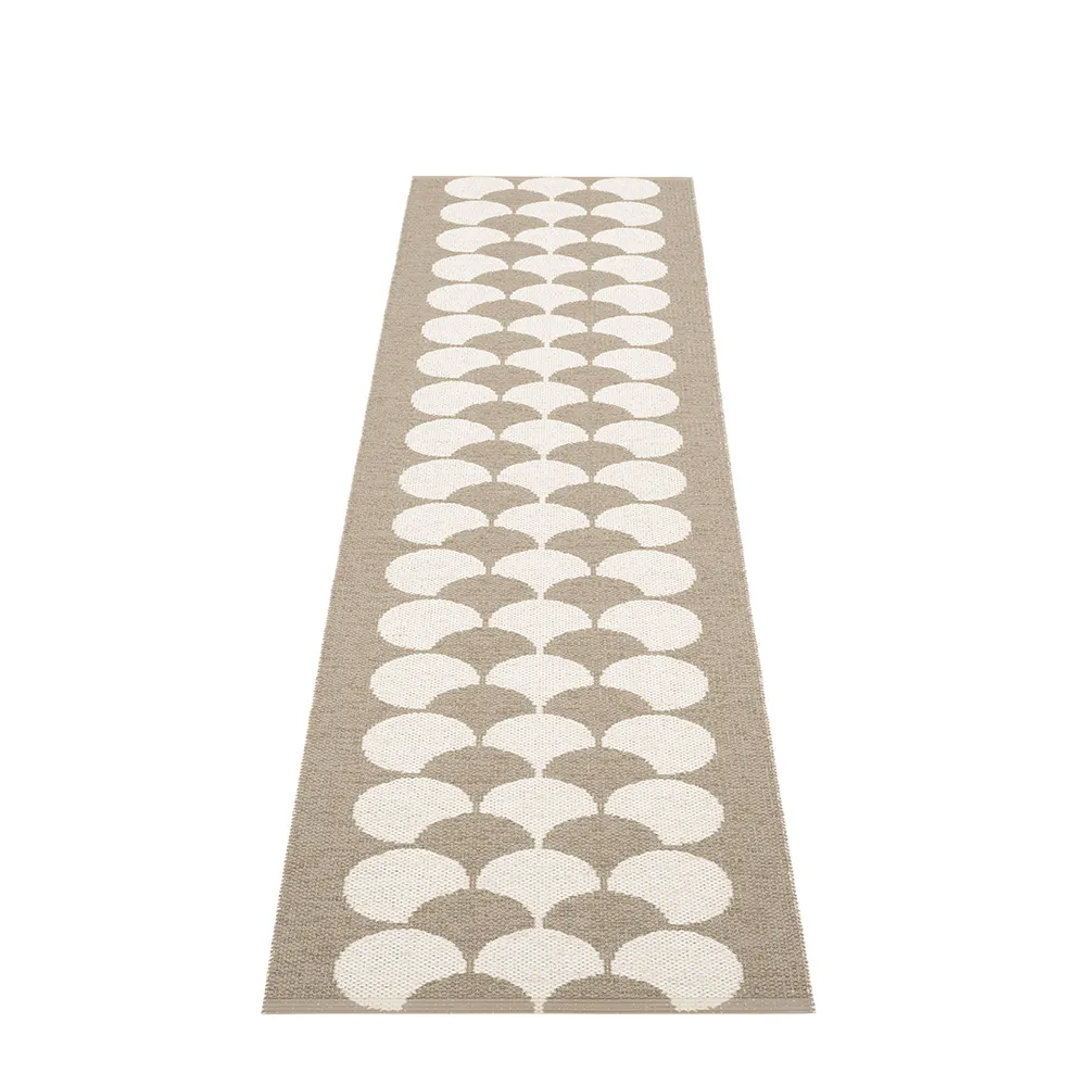 Pappelina, Poppy Potato / Vanilla matta 70 x 250 cm