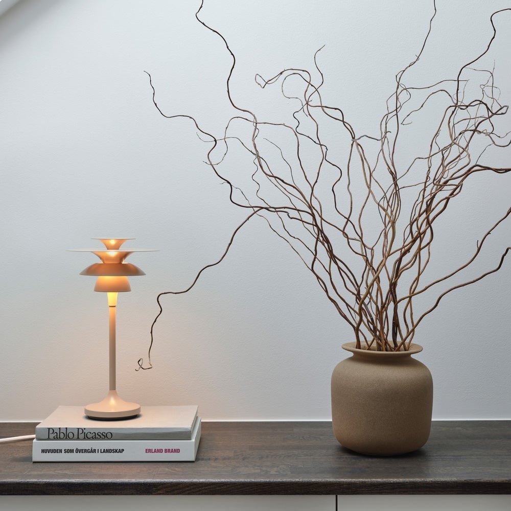 Belid, Picasso bordslampa H348 Nougat G4