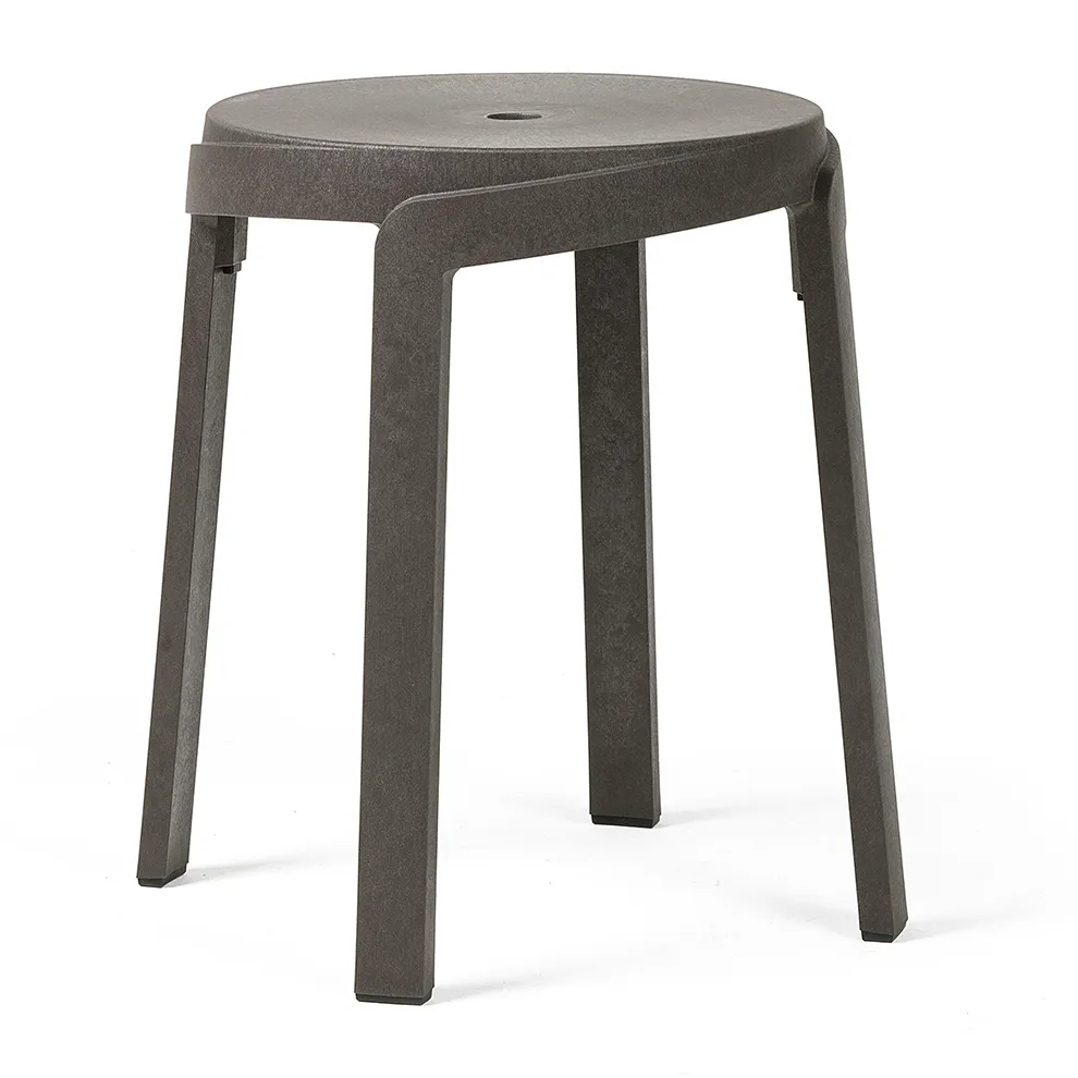 Nardi, Stack pall Terra